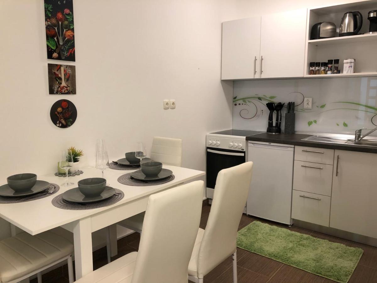 شقة ليوبليانا  في Modern Center Studio Under The Castle II Free Parking المظهر الخارجي الصورة